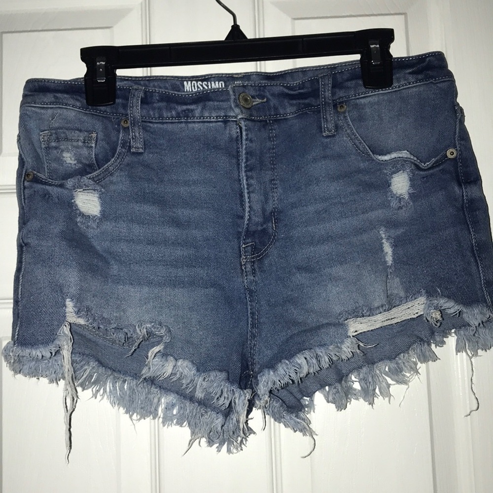 High waisted Blue jean shorts